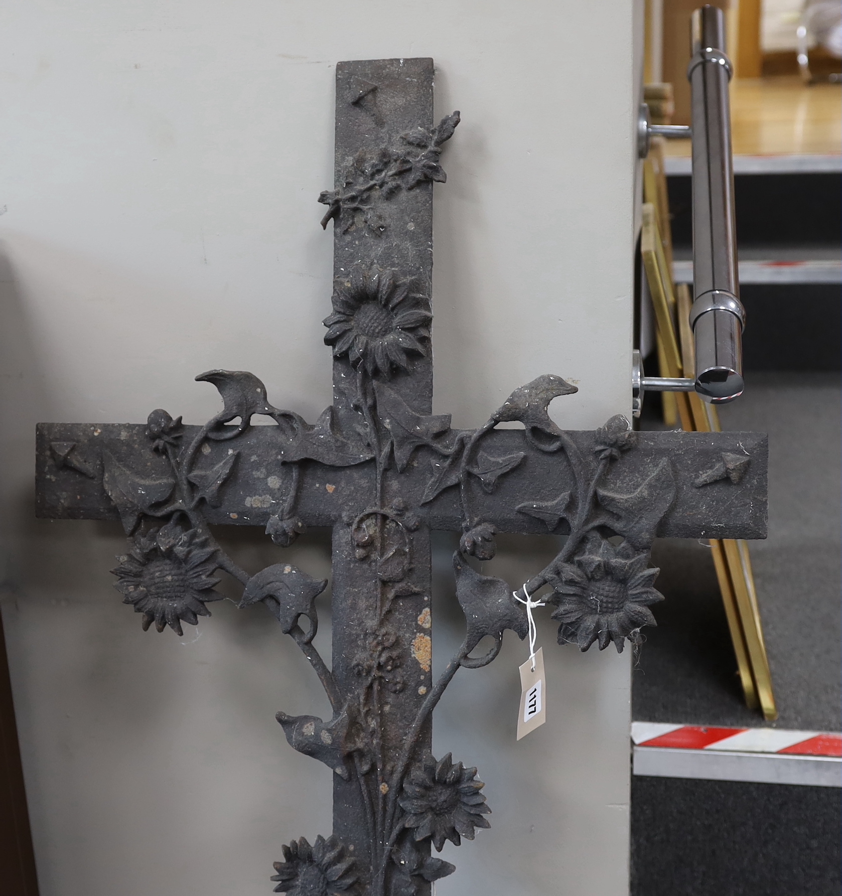 A large Victorian cast iron cross, height 123cms